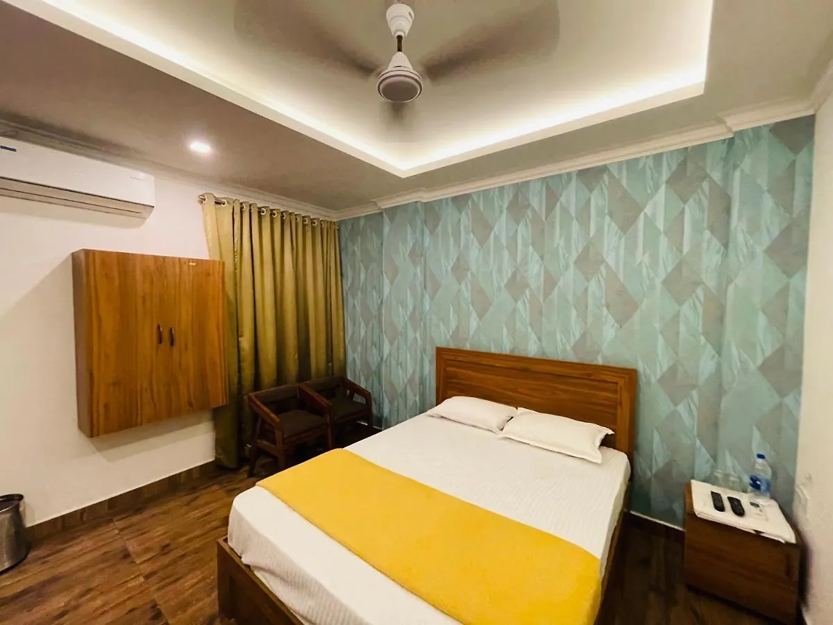 Whitehouse Residency Hotel Palakkad