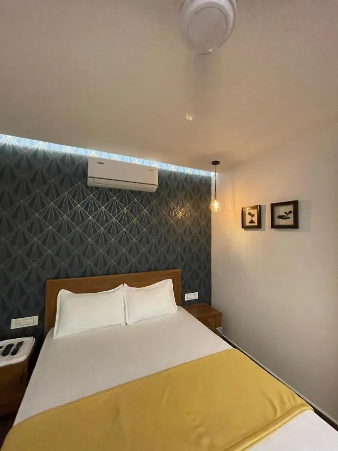 Whitehouse Residency Hotel Palakkad