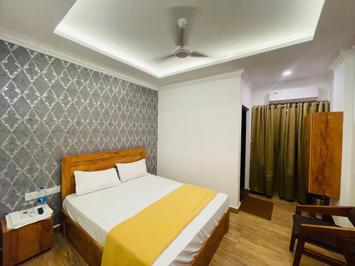 Whitehouse Residency Hotel Palakkad